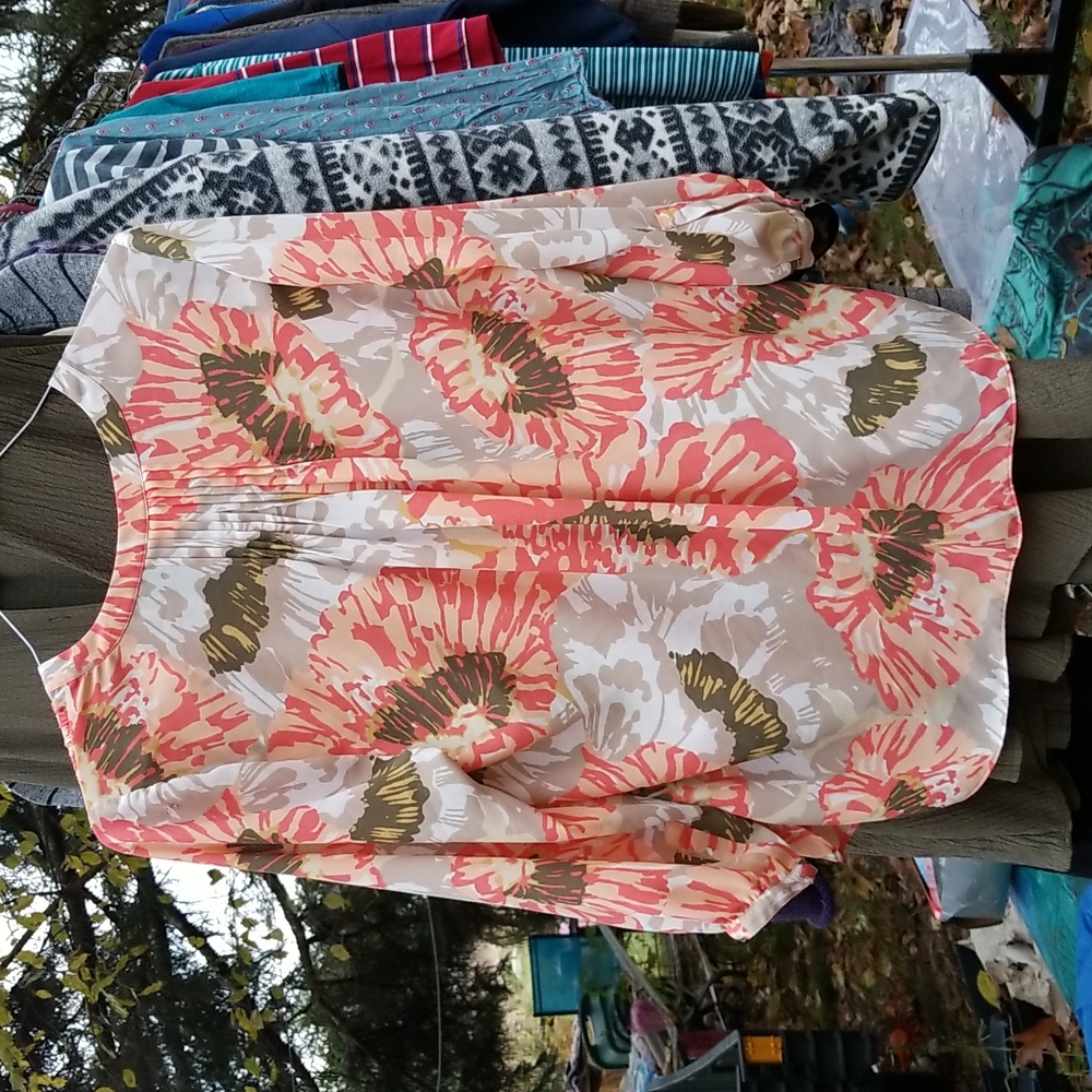 NYDJ Peach + Tan Floral Poppy Bloom blouse sz S - Picture 3 of 6